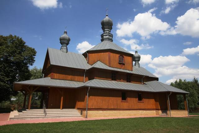 Kościół – Parafia Świętych Apostołów Piotra i Pawła, Terebiń