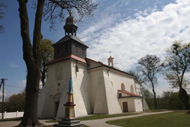 Kościół – Parafia Wniebowzięcia Najświętszej Maryi Panny, Skierbieszów
