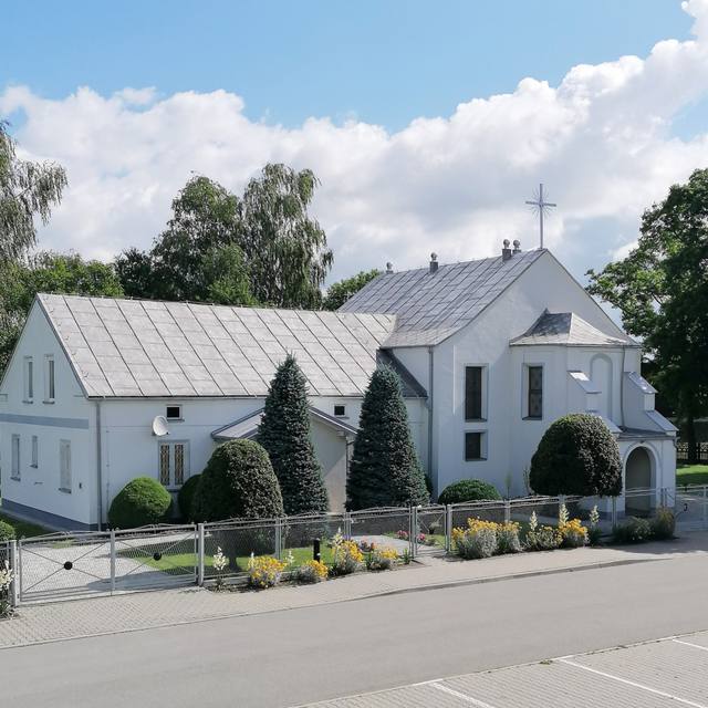 Kościół – Parafia Najświętszego Serca Pana Jezusa, Brudnowo