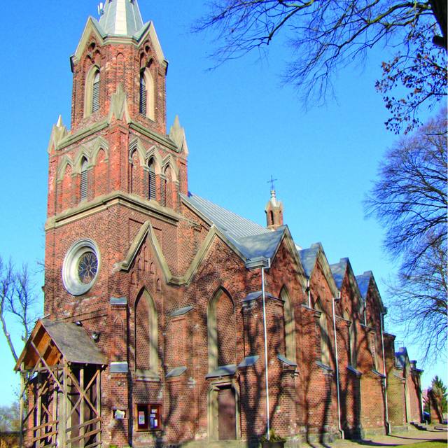 Kościół – Parafia Narodzenia Najświętszej Maryi Panny, Racięcice