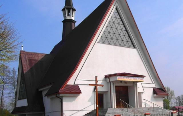 Kościół – Parafia Wniebowzięcia Najświętszej Maryi Panny, Dulcza Mała