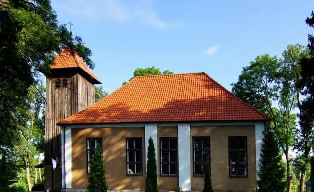 Kościół – Parafia Świętych Apostołów Piotra i Pawła, Kozłowo