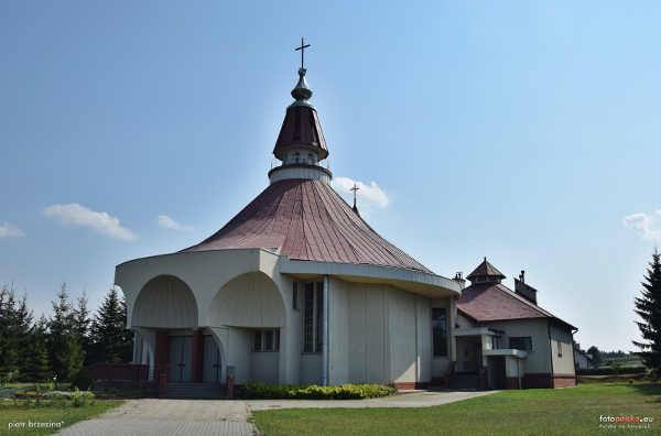Kościół – Parafia Podwyższenia Krzyża Świętego, Jaszczew