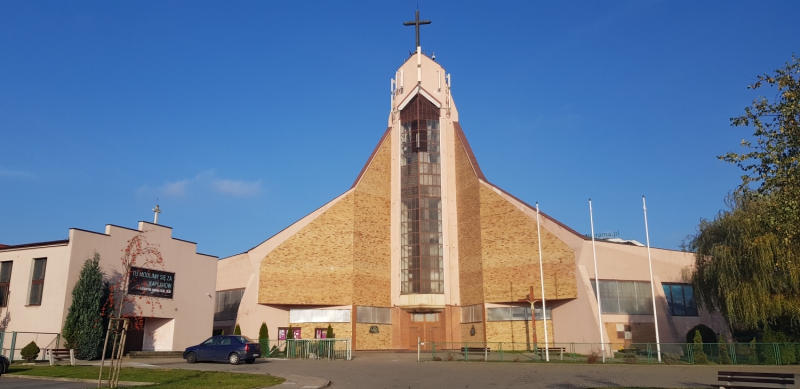 Kościół – Parafia Niepokalanego Serca Maryi, Gdynia Karwiny