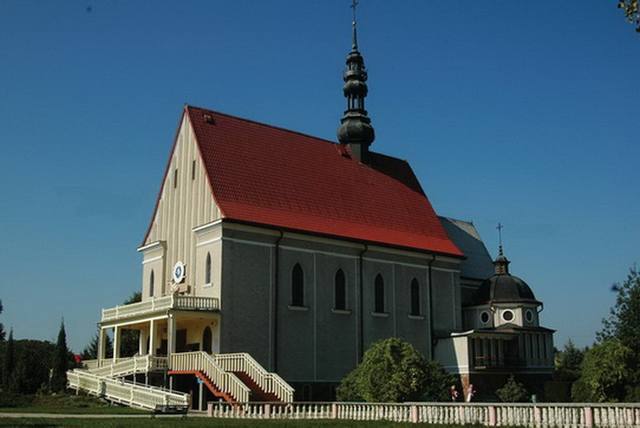 Kościół – Parafia Św. Maksymiliana Kolbe – Sanktuarium Matki Bożej Bolesnej, Kałków-Godów