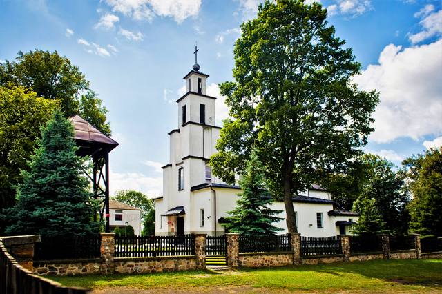 Kościół – Parafia Św. Mikołaja, Lubień