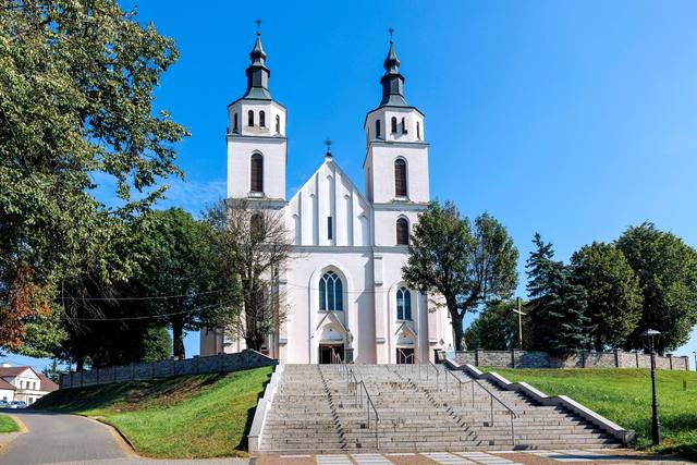 Kościół – Parafia Przemienienia Pańskiego, Piątnica