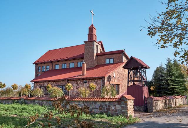 Kościół – Parafia Matki Bożej Królowej Polski, Nowy Skoszyn
