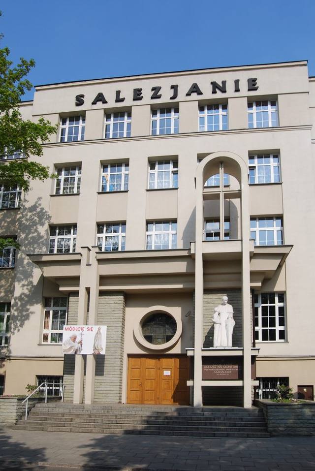 Kościół – Parafia Matki Boskiej Wspomożenia Wiernych, Łódź