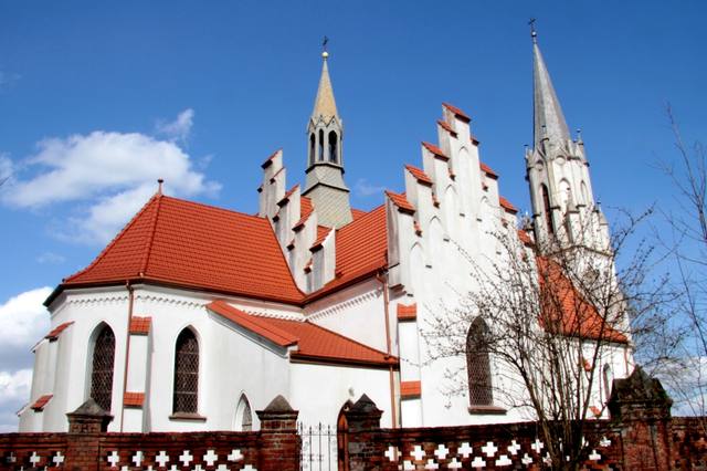 Kościół – Parafia Św. Wawrzyńca, Niekłań Wielki