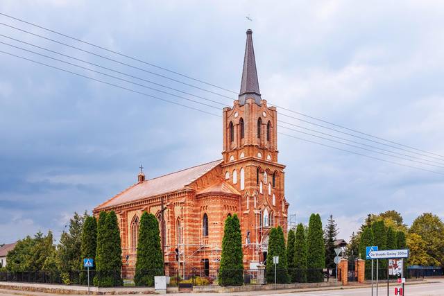 Kościół – Parafia Św. Marii Magdaleny, Czerwonka