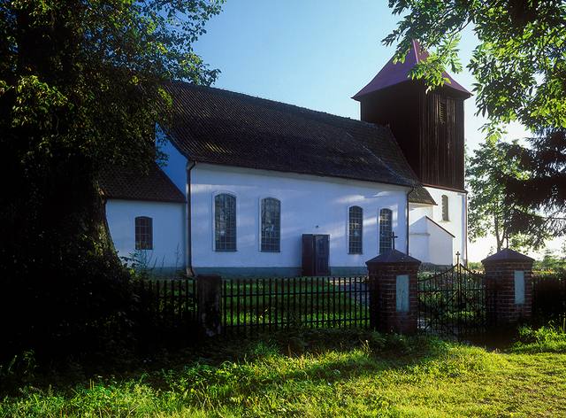 Kościół – Parafia Najświętszego Serca Pana Jezusa, Dębowiec