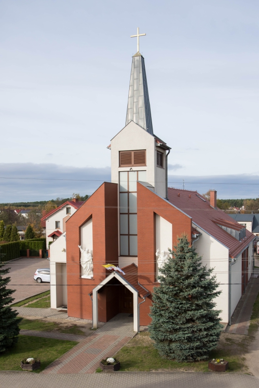 Kościół – Parafia Św. Piotra i Pawła, Orle