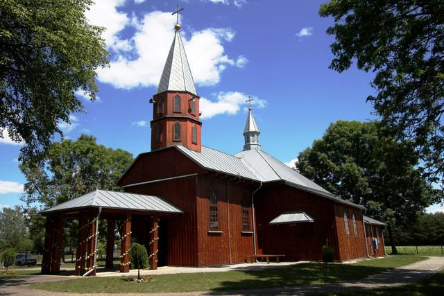 Kościół – Parafia Matki Bożej Częstochowskiej, Lipiny