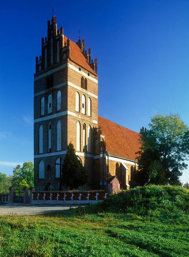 Kościół – Parafia Świętego Jodoka, Sątopy