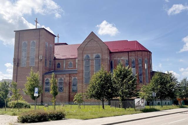 Kościół – Parafia NMP Królowej Rodzin, Białystok