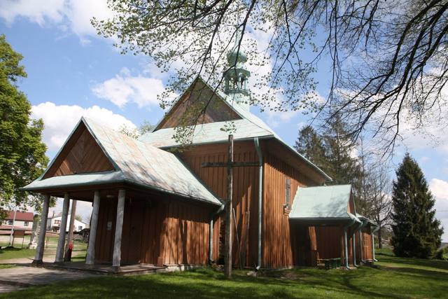 Kościół – Parafia Św. Michała Archanioła, Łosiniec