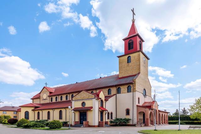 Kościół – Parafia Św. Józefa Rzemieślnika, Zambrów