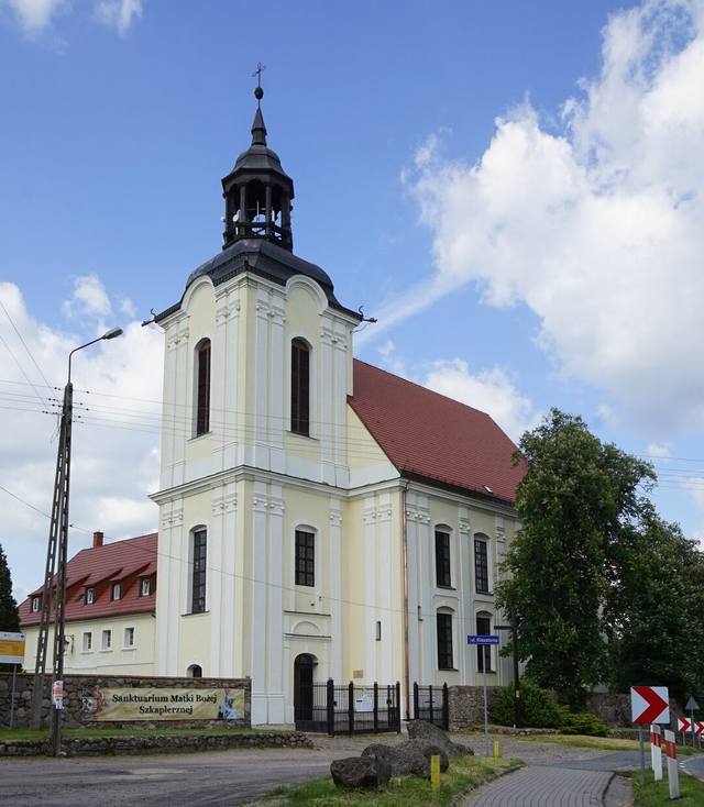 Kościół – Parafia Narodzenia Najświętszej Maryi Panny, Kamień Krajeński