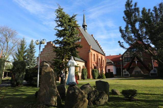 Kościół – Parafia Świętego Krzyża, Myślibórz