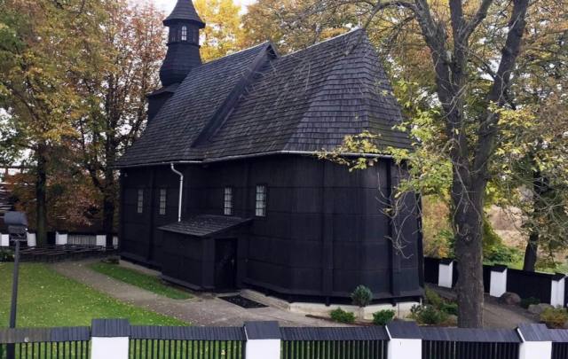 Kościół – Parafia Trójcy Przenajświętszej, Tarnów