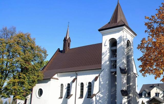 Kościół – Parafia Niepokalanego Serca Najświętszej Maryi Panny, Jadowniki Mokre