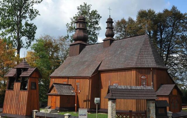 Kościół – Parafia Ducha Świętego, Chronów