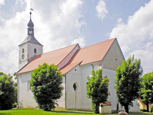 Kościół – Parafia Św. Michała Archanioła, Dobromierz