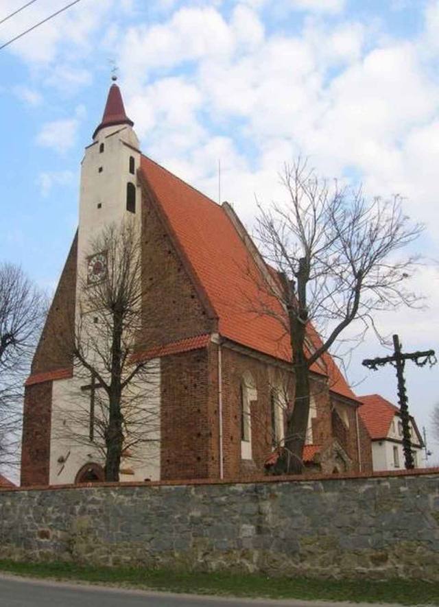 Kościół – Parafia Bożego Ciała i Najświętszej Maryi Panny Częstochowskiej, Wierzbice