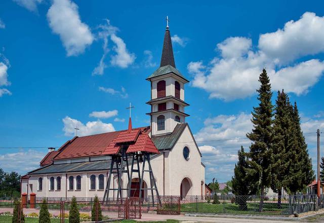 Kościół – Parafia Najświętszego Serca Pana Jezusa, Groble