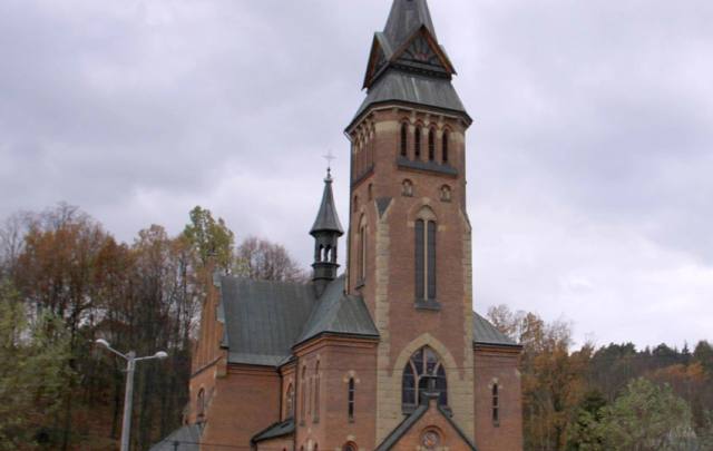 Kościół – Parafia Świętego Michała Archanioła, Żeleźnikowa Wielka