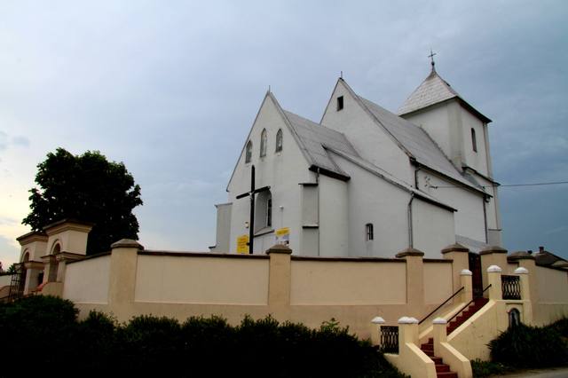 Kościół – Parafia Św. Małgorzaty, Chybice