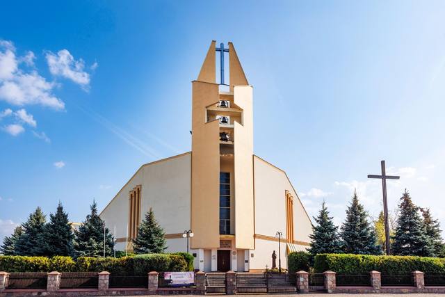 Kościół – Parafia MB Królowej Męczenników, Radule