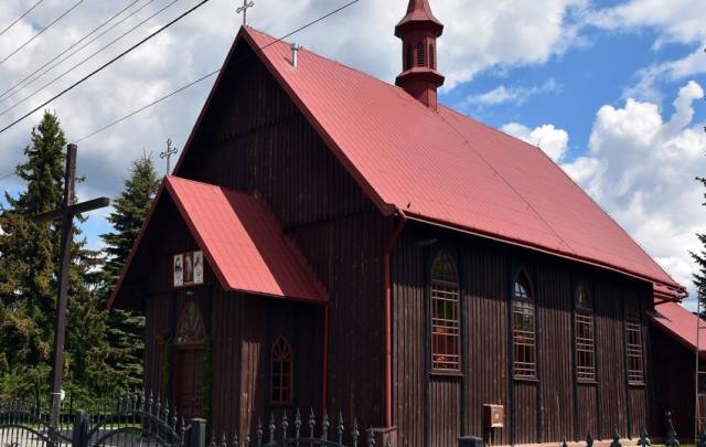 Kościół – Parafia Najświętszej Maryi Panny Królowej Polski, Ostrów
