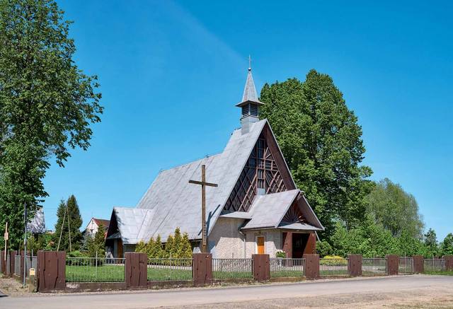 Kościół – Parafia Matki Bożej Bolesnej, Przędzel