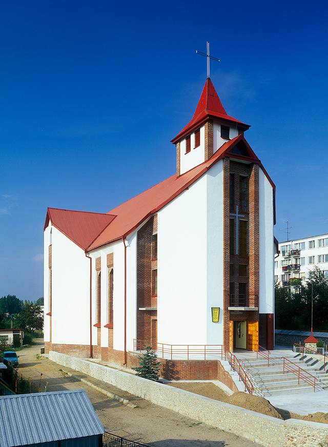 Kościół – Parafia Świętego Rafała Kalinowskiego, Mrągowo