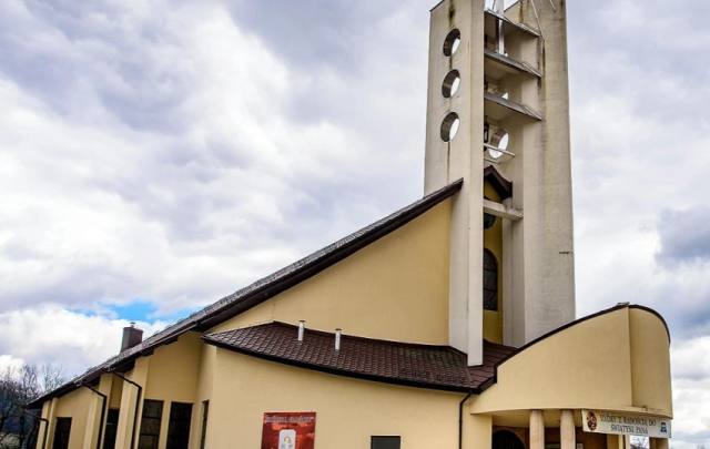 Kościół – Parafia Matki Bożej Nieustającej Pomocy, Krynica-Zdrój