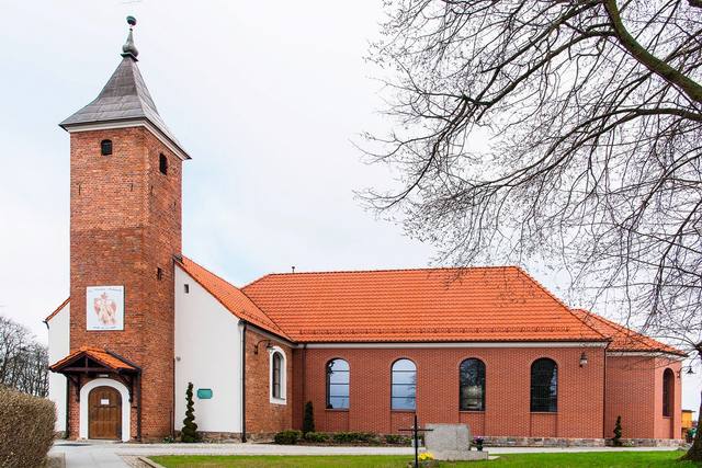 Kościół – Parafia Świętego Michała Archanioła, Kiełpino