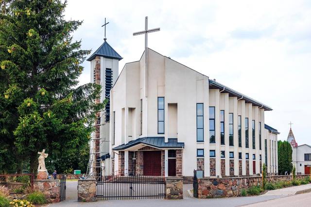 Kościół – Parafia Św. Ap. Szymona i Judy Tadeusza, Szelków