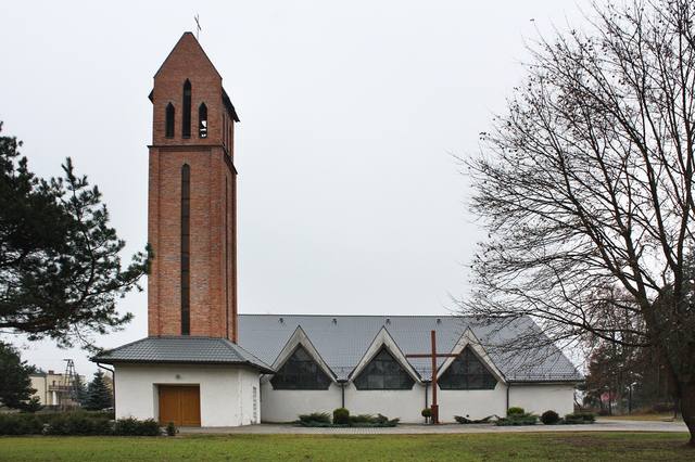 Kościół – Parafia Najświętszego Serca Pana Jezusa, Legbąd