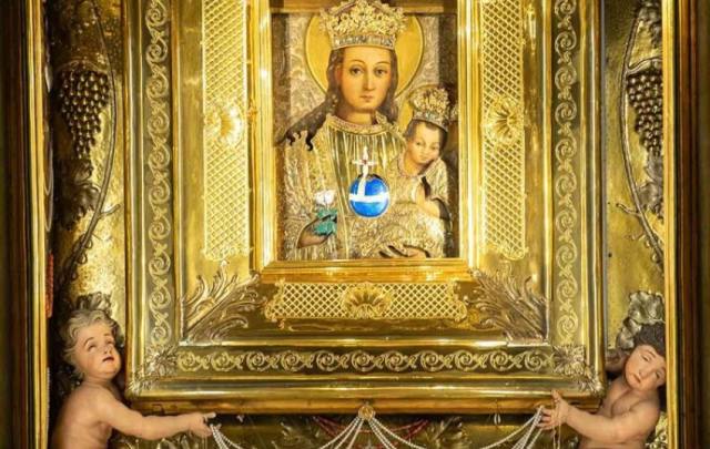 Kościół – Parafia Nawiedzenia Najświętszej Maryi Panny, Tuchów