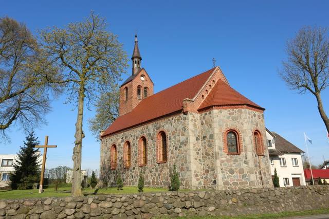 Kościół – Parafia MB Różańcowej, Żabowo