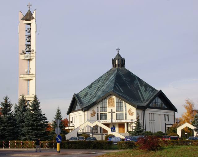 Kościół – Parafia Św. Maksymiliana Kolbego, Płońsk