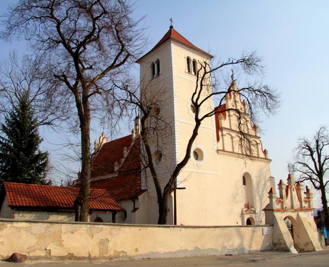 Kościół – Parafia Św. Stanisława bp. m. i św. Małgorzaty, Janowiec nad Wisłą