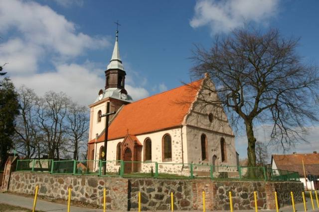 Kościół – Parafia Chrystusa Króla, Dolice