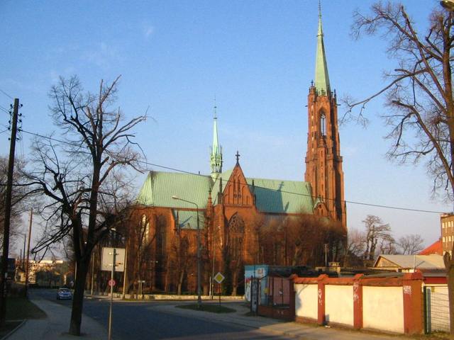Kościół – Parafia Wniebowzięcia Najświętszej Maryi Panny, Bielawa