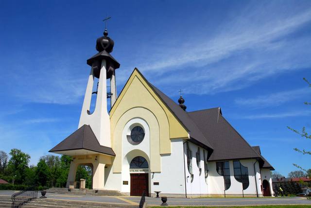 Kościół – Parafia Wniebowzięcia NMP, Lipinki