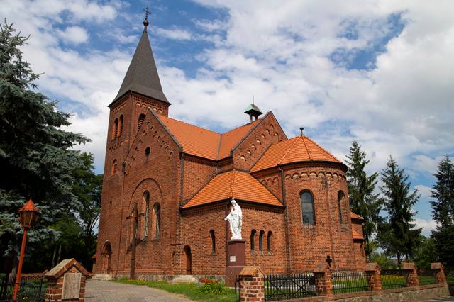 Kościół – Parafia Świętej Trójcy, Skarboszewo