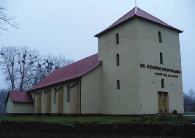Kościół – Parafia Błogosławionej Reginy Protmann, Gronowo