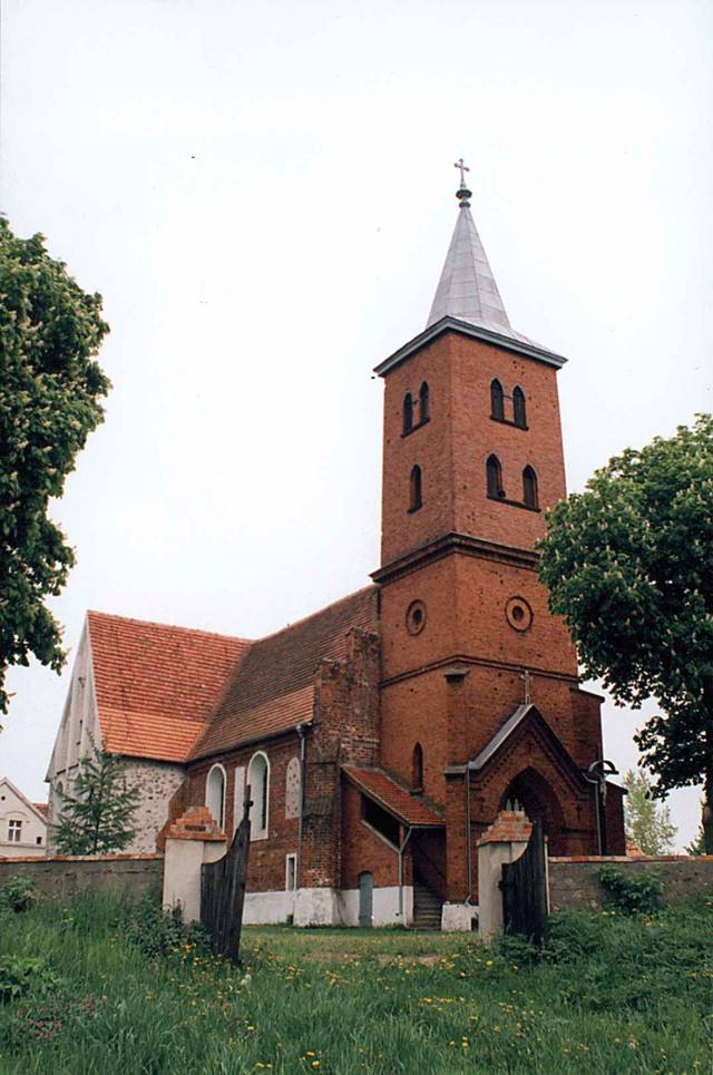 Kościół – Parafia Św. Michała Archanioła, Osetno